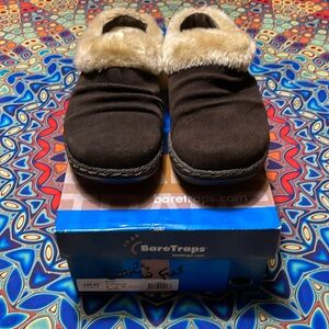 NWT-BareTraps 8.5M